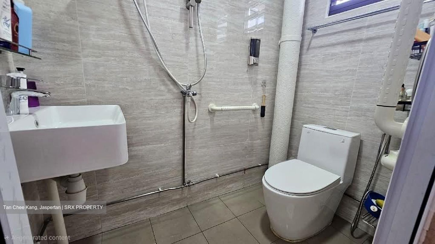 Serangoon Central Drive (Serangoon),  #580138521